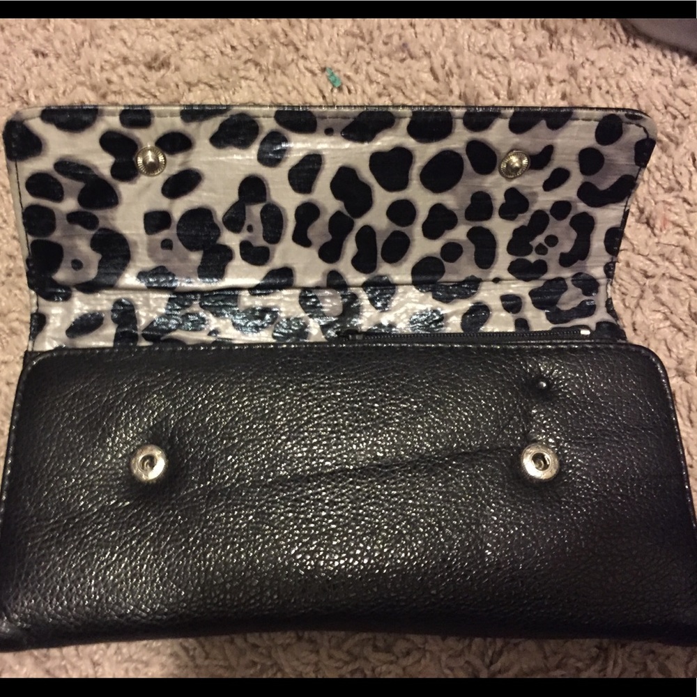 Wallet - Picture 2 of 3